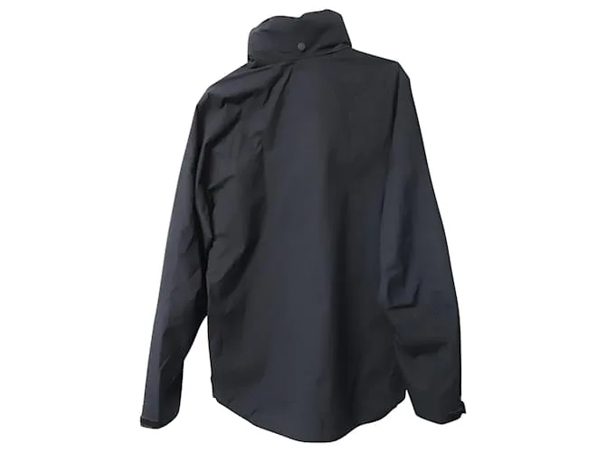Cortavientos de cuello alto en poliéster negro de Nike 
