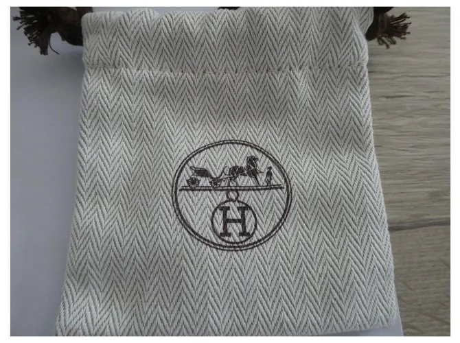 Hebilla de cinturón Hermès en acero guilloché bañado en paladio 32MM Plata 