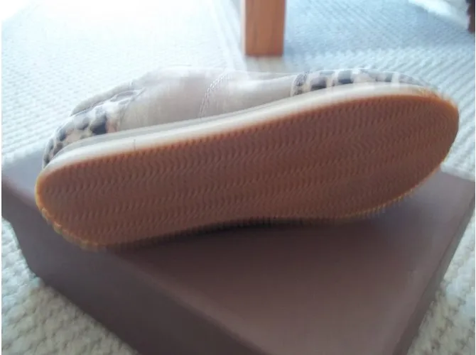 Jhay zapatillas Beige 